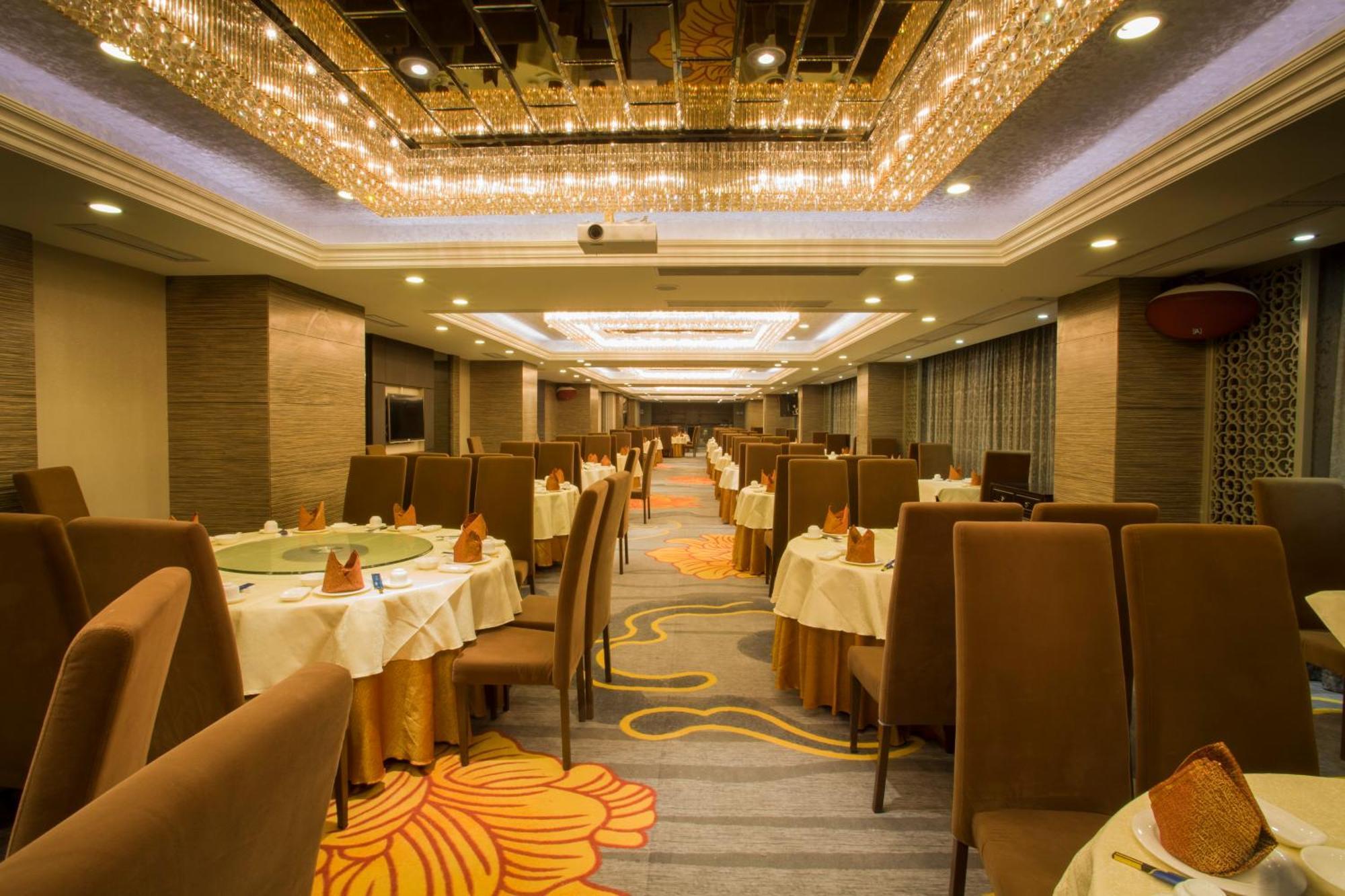 La Perle International Hotel - Free Shuttle Between Hotel And Exhibition Center During Canton Fair & Exhibitor Registration Counter Екстериор снимка